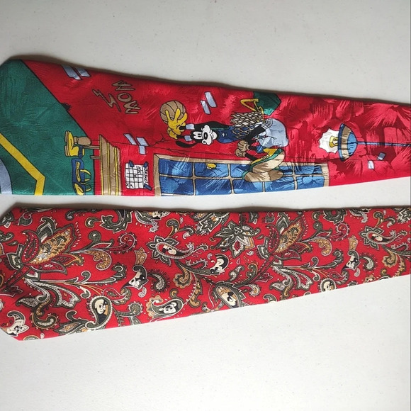 Lot Of 4 Disney Themed Men's Neck Ties -Winnie The Pooh, Goofy , Mickey -Y2K - Picture 6 of 10